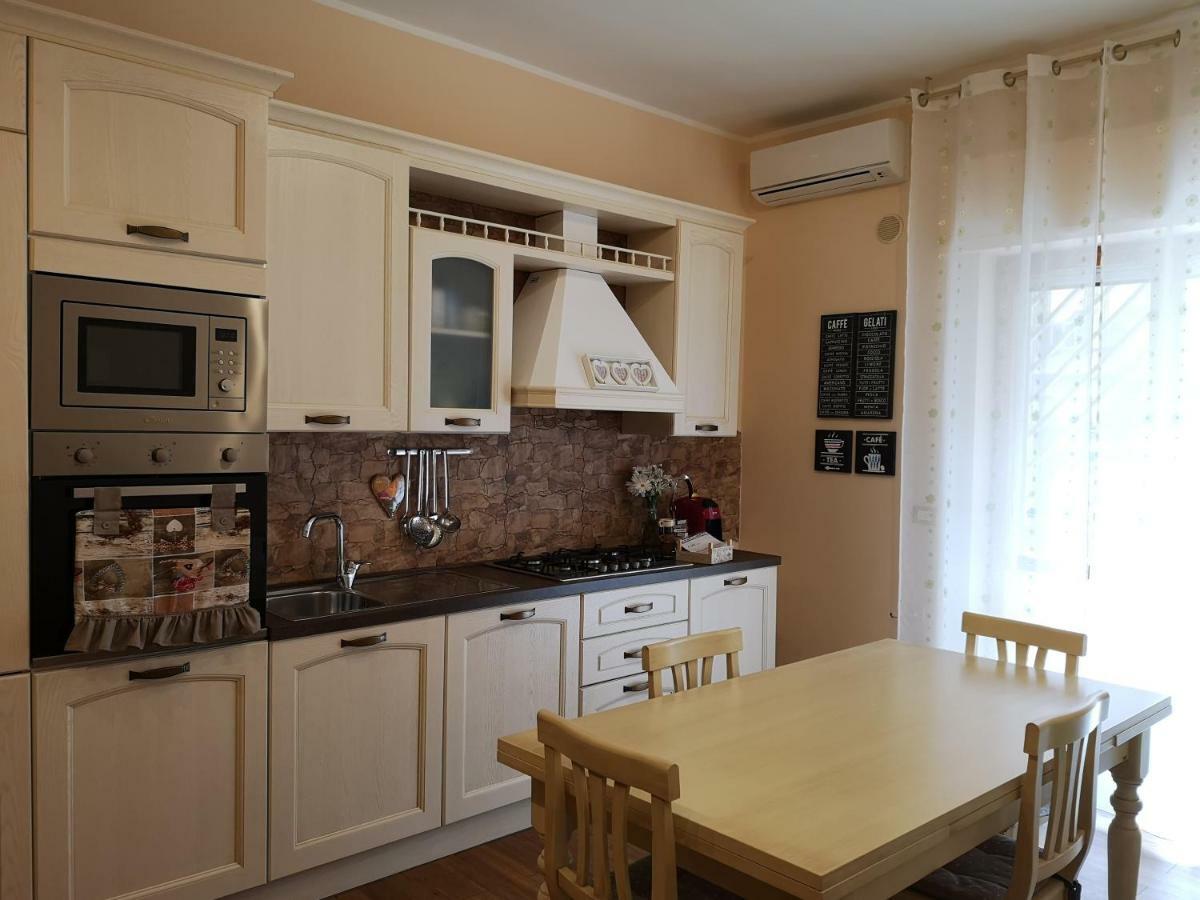 Apartamento La casa della sposa Trani Exterior foto